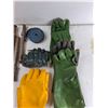Image 3 : (3) Air Jack Hammer Bit, (5) Work Gloves, Extractor Bit, Misc