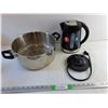Image 1 : Hamilton Beach Electric Kettle - Powers On, As Is and 11" Cooking Pot
