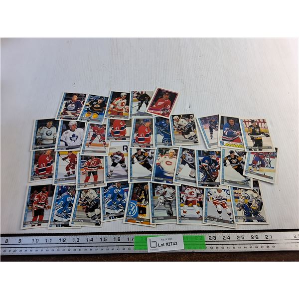 Vintage O Pee Chee Trading Hockey Cards - Authenticity Not Guaranteed