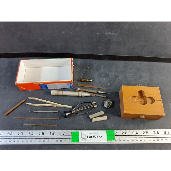 Misc Watch Makers Tools, Universal Movement Holder