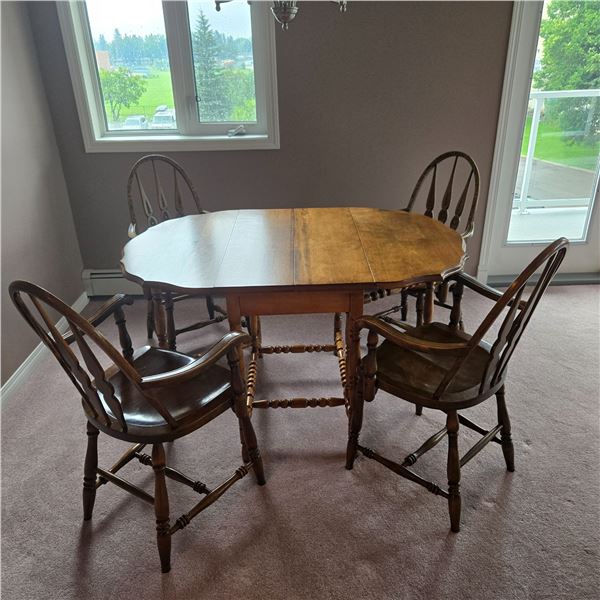 Dining Room Table with 4 Chairs and 2 Leaves  -  PICK UP ONLY