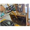 Image 9 : FORKLIFT : 1975 CATERPILLAR T50B : Propane