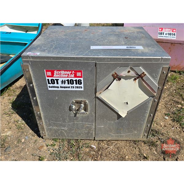 Aluminum Truck Storage / Tool Box (28"H x 32-1/2"W x 26-1/2"D)