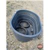 Image 3 : Stock Tank (21"H x 52"W x 36"D) + 3 Feed Bowls