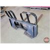 Image 3 : SKID STEER Forks : LAKEVIEW Equipment (48")