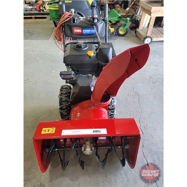 SNOW BLOWER : Toro Power Max : Heavy Duty 1030 OHAE : Electric Start : 302cc (c/w Tire Chains)