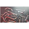 Image 2 : Grouping: Large Variety of Combination Wrenches; Gear Wrenches & Stubby Wrenches