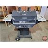 Image 1 : Tradition by HOLLAND Grill/Smoker (Propane / Wood Pellets)
