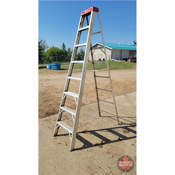 8ft Aluminum Step Ladder : REYNOLDS