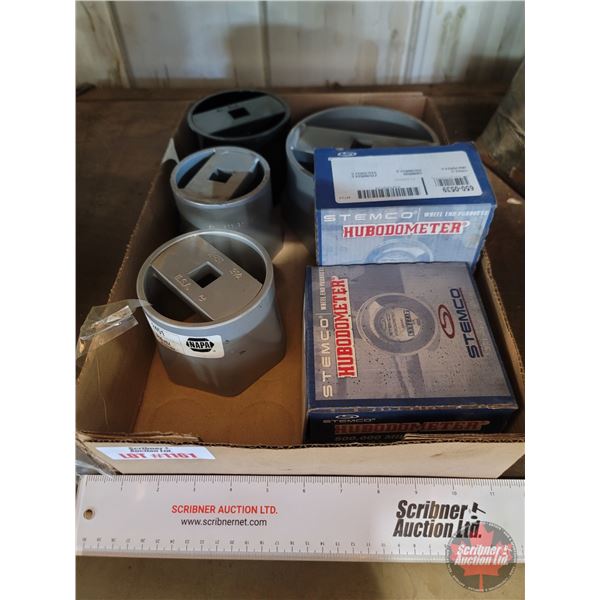 Grouping : 4 Hub Wrenches & 2 Stemco Hub Odometers