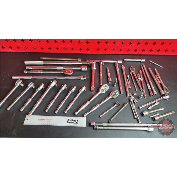 Grouping : Variety of 1/2" & 3/8" & 1/4" Drive Ratchets & Extensions + 3/4" Breaker Bar + 2 Extensio