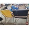 Image 3 : 2 Metal Frame Arm Chairs