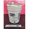 Image 1 : ZEP Aluminum Bright Acid Cleaner (5 Gal Pail) (3/4 Full)
