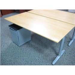 Maple Computer Table