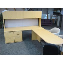 Maple Executive Desk With Hutch