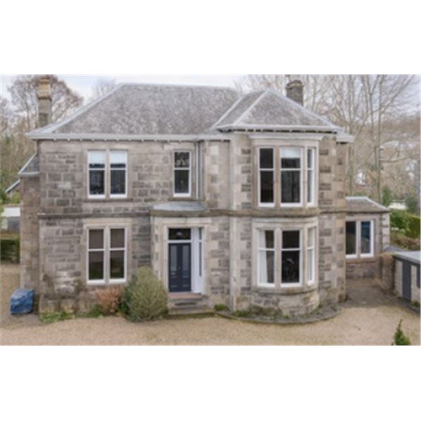 7-Night London & Scotland Experience for 4 Guests