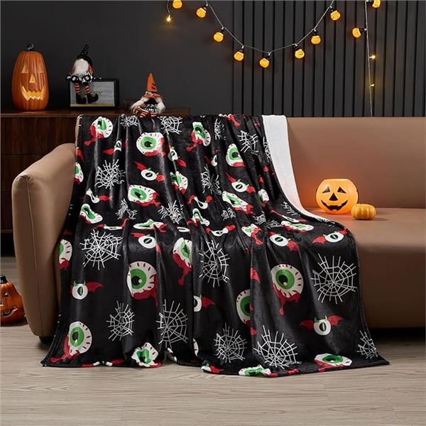 1 Cozy Super Soft Plush Blanket (50 x 60") Halloween/Spooky Eyes Design - Brand New