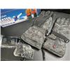 Image 2 : 1 Pair of Heated Gloves with Rechargeable Battery Packs - Brand New