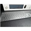 Image 5 : 1 Earto K637 Backlit Wireless RGB Keyboard and Mouse Combo - New