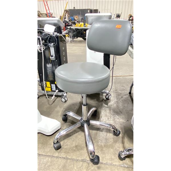 GREY PADDED ADJUSTABLE HEIGHT ROLLING COMMERCIAL ESTHETICIAN STOOL