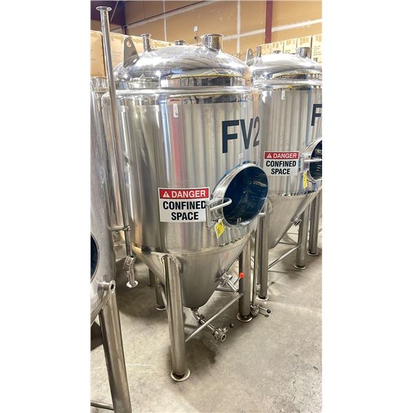 STAINLESS STEEL JACKETED CONE BOTTOM COMMERCIAL BREWERY FERMENTATION TANK W/FRONT ACCESS ON TRI-LEGS