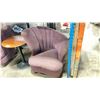 Image 2 : PAIR OF MODERN SLOPE BACK STYLE DECOR ACCENT CHAIRS & 24" ROUND WOOD TOP METAL BASE RESTAURANT TABLE