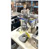 Image 1 : BOSS COMMERCIAL COUNTERTOP HAND OPERATED CITRUS JUICER