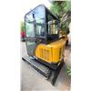 Image 2 : AGT INDUSTRIAL QNT30 YELLOW DIESEL POWERED RUBBER TRACK MINI EXCAVATOR WITH ATTACHED