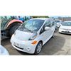 Image 1 : 2013 MITSUBISHI IMIEV 4DRSD WHITE VIN JA3215H49DU605304