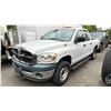 Image 1 : 2007 DODGE/RAM 1500, 4DR CREW CAB, WHITE, VIN 1D7HU18277J605484