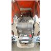 Image 8 : 2010 KUBOTA M6040 TRACTOR, ORANGE, VIN 83346