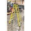 Image 2 : FEATHERLITE 6' YELLOW INDUSTRIAL STEP LADDER