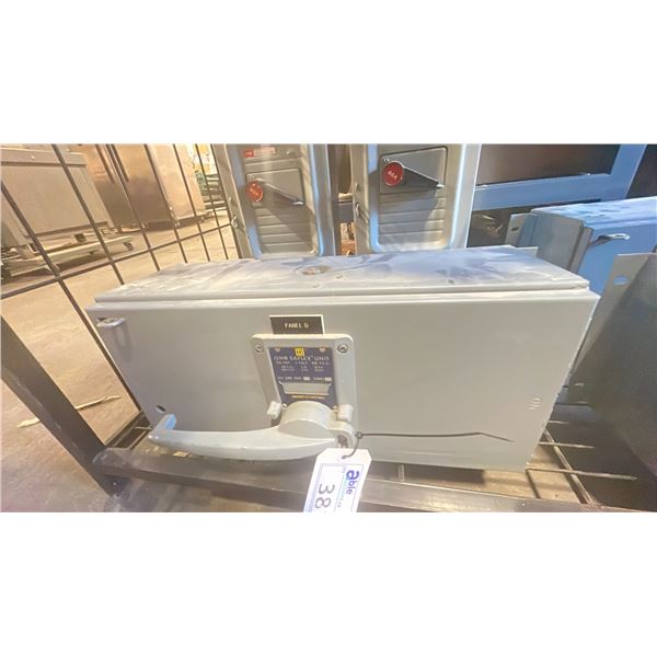 QMB SAFLEX SWITCH GEAR UNIT & PAIR OF FEDERAL PIONEER 60A ENCLOSED DISCONNECT SWITCHES