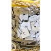 Image 2 : 4 BINS OF ASSORTED HEAVY DUTY SQUARE FLAT WASHERS