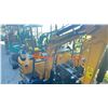 Image 2 : AGT INDUSTRIAL MX12(Z) GAS POWERED RUBBER TRACK MINI EXCAVATOR WITH ATTACHED DIGGING BUCKET,