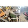 Image 4 : GREEN INDUSTRIAL TABLE SAW WITH SLIDER AND CLAMP
