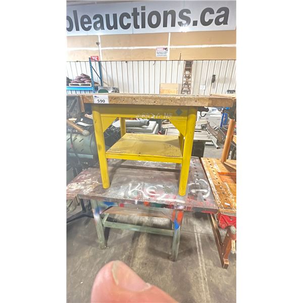 PAIR OF INDUSTRIAL WORK TABLES DIFFERENT SHAPES AND DIMENSIONS BOTH WITH TWO TABLE VISES ON EITHER