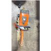 Image 2 : GAS POWERED STIHL TS 800 PROFESSIONAL CEMENT CUTTING HAND SAW