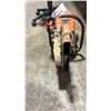 Image 3 : GAS POWERED STIHL TS 800 PROFESSIONAL CEMENT CUTTING HAND SAW