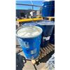 Image 2 : PALLET OF 3 BLUE INDUSTRIAL METAL DRUMS