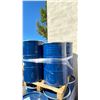 Image 2 : PALLET OF 3 BLUE INDUSTRIAL METAL DRUMS