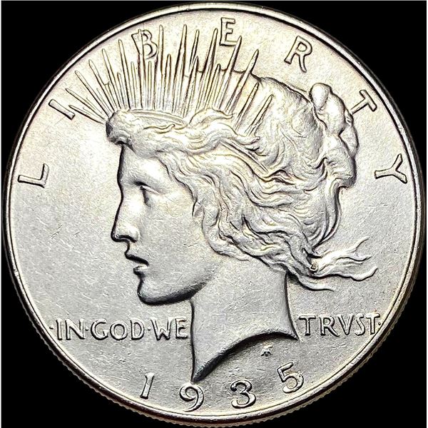 1935 Silver Peace Dollar CLOSELY UNCIRCULATED