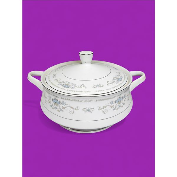 Small Glass Dish With Lid