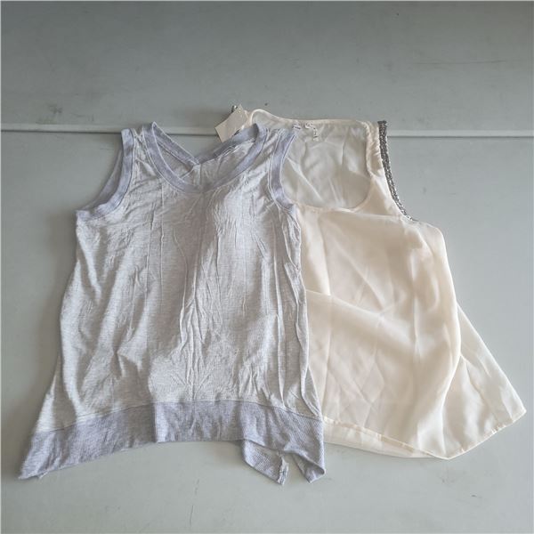 Willow & Clive Top Sz L & Olivia Moon Top Sz ?