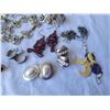Image 5 : Costume Jewelry A