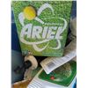 Image 17 : Cleaning Supplies B