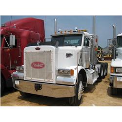 2001 PETERBILT 379 EXTENDED HOOD TRI-AXLE TRUCK TRACTOR