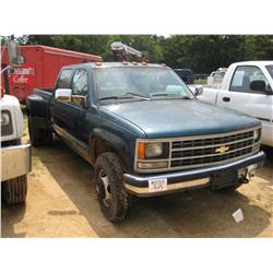 1993 CHEVROLET 3500 4X4 CREWCAB PICKUP