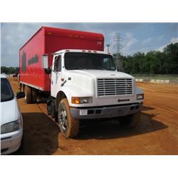2001 INTERNATIONAL 4700 S/A VAN TRUCK