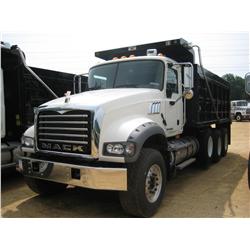 2009 MACK GU713 TRI-AXLE DUMP